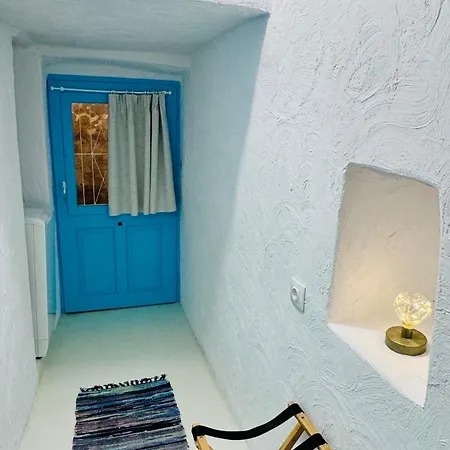 Summer Breeze Petite In Ioulis!